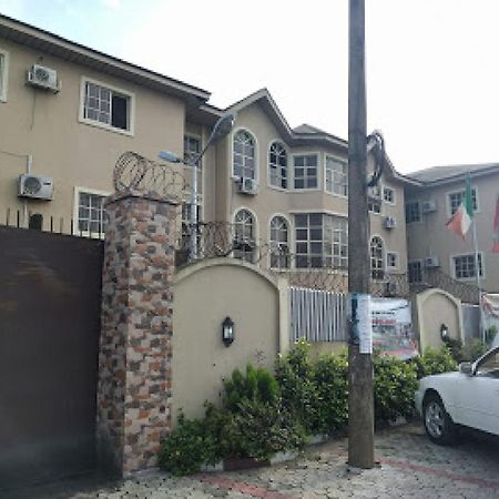 Room In Lodge - Clen-Phil Hotels And Suite Port Harcourt Eksteriør billede