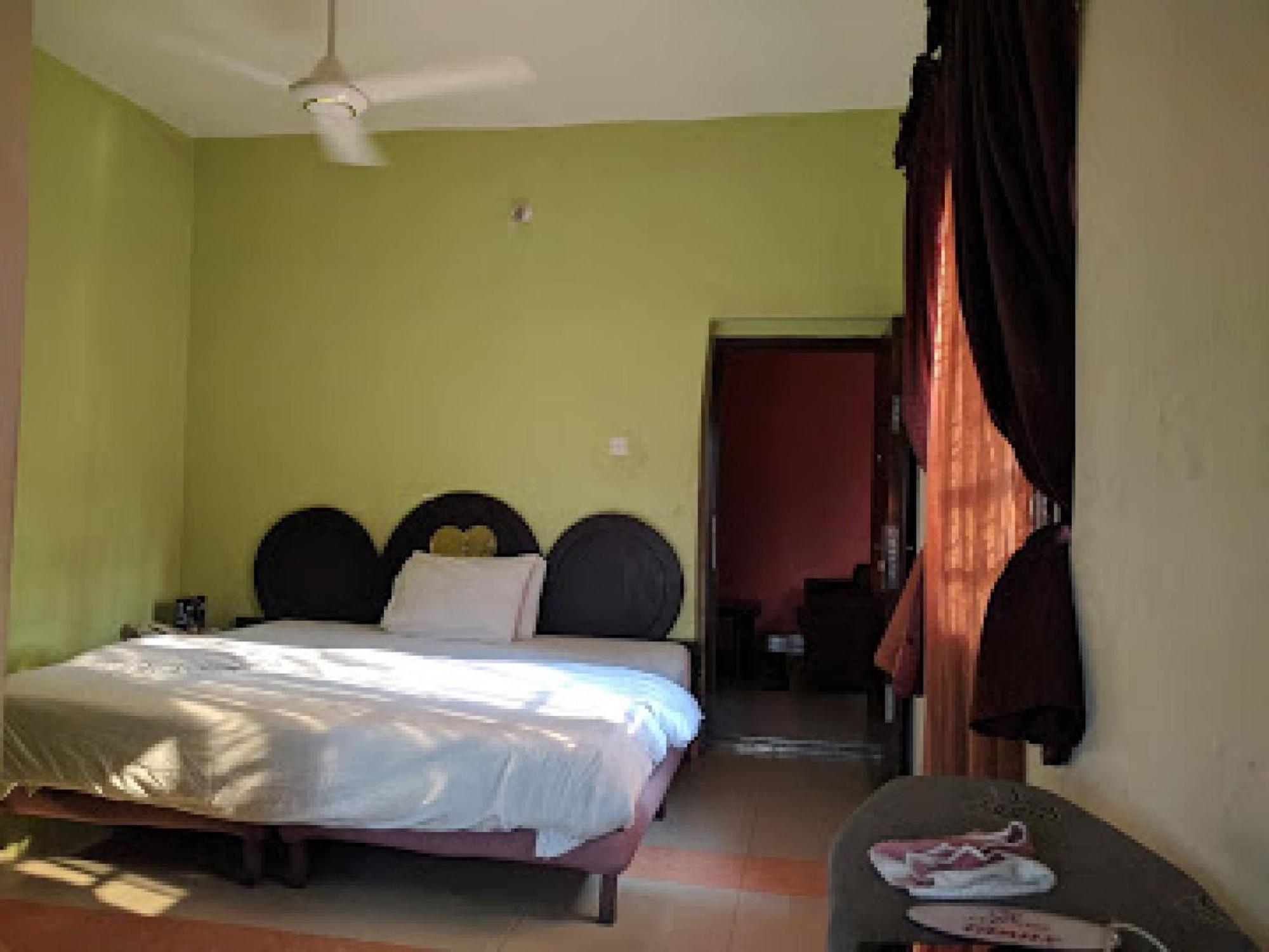 Room In Lodge - Clen-Phil Hotels And Suite Port Harcourt Eksteriør billede